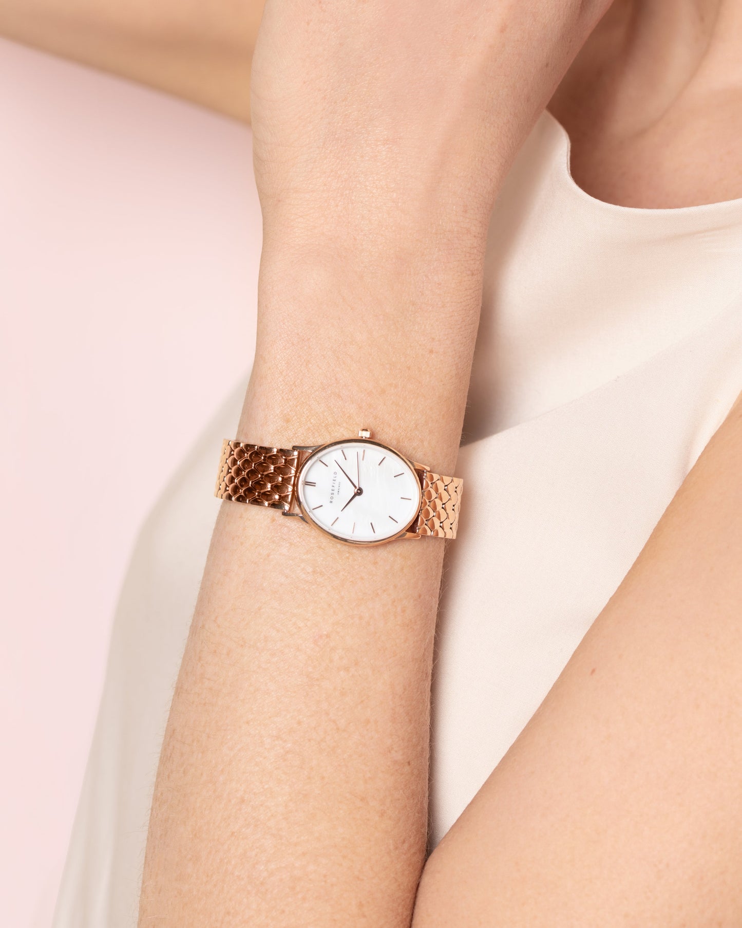 Oval Nacre Or Rose