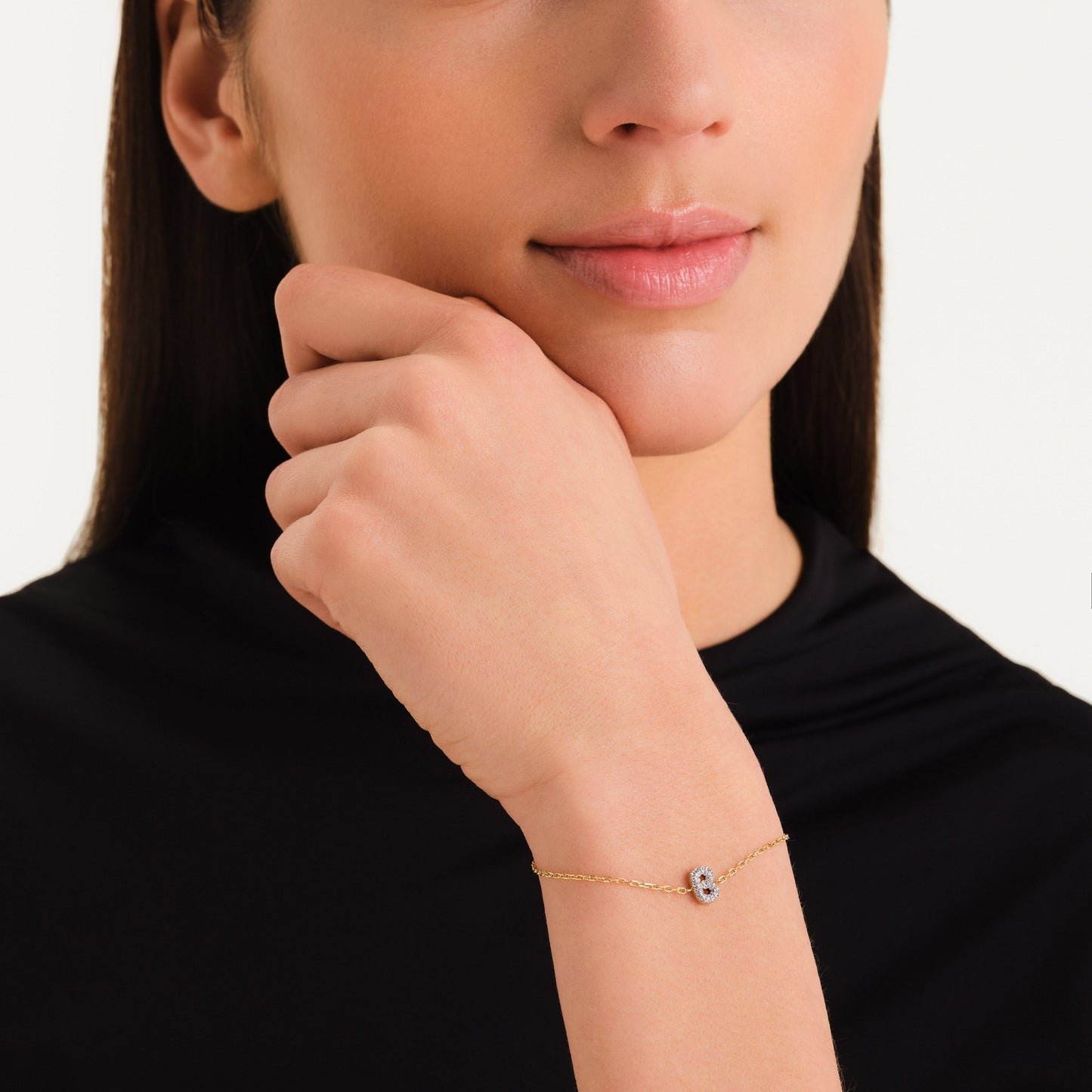 Bracelet lettre B avec cristaux