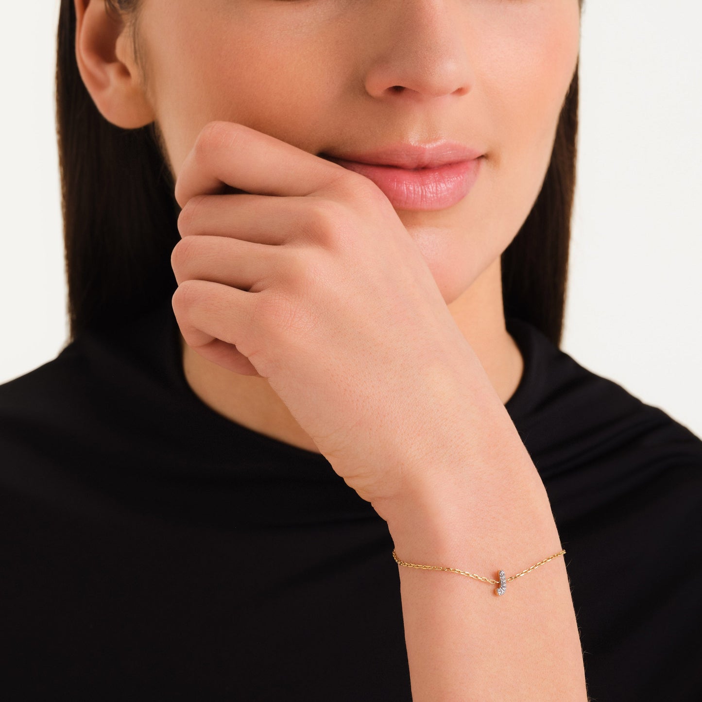 Bracelet lettre J avec cristaux