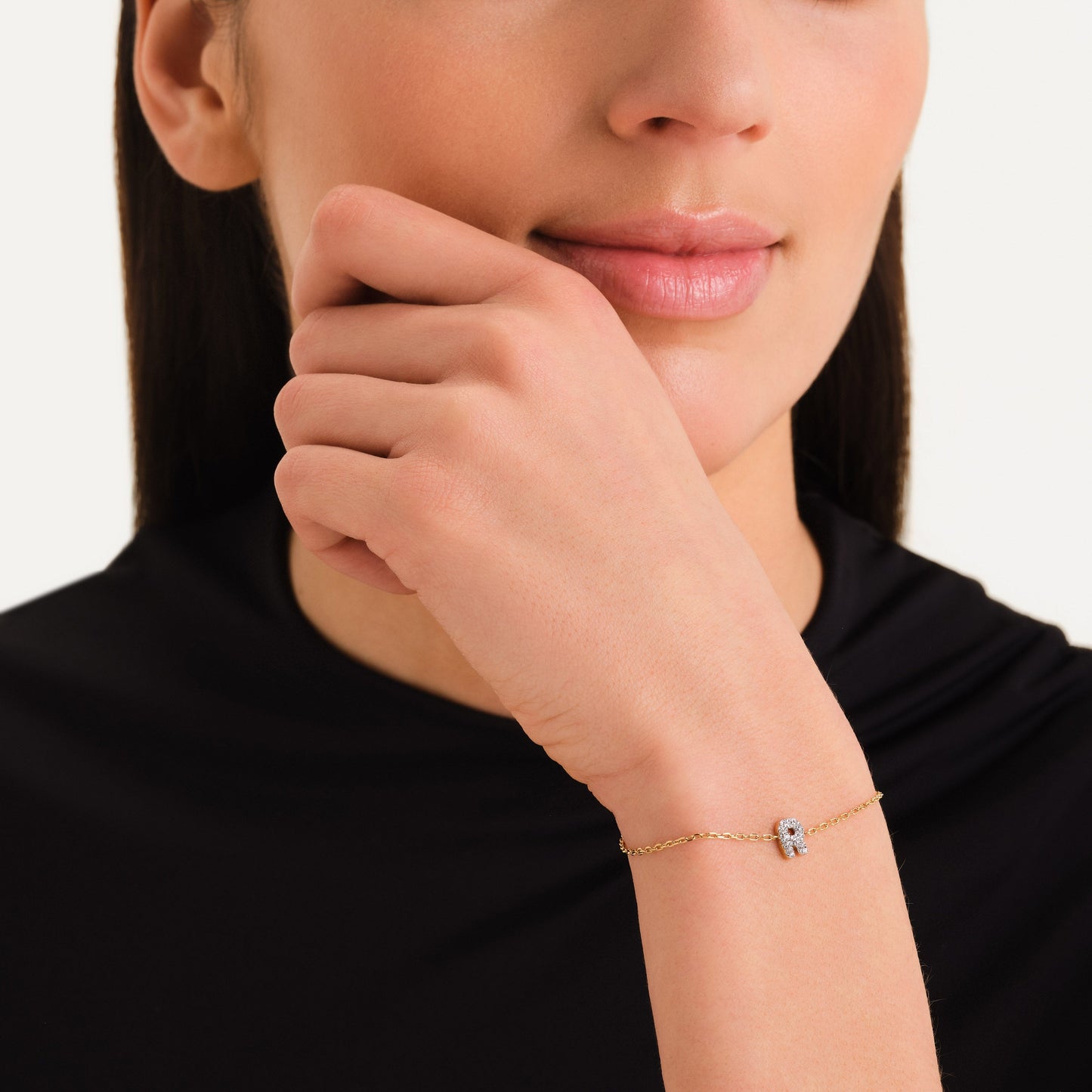 Bracelet lettre R avec cristaux