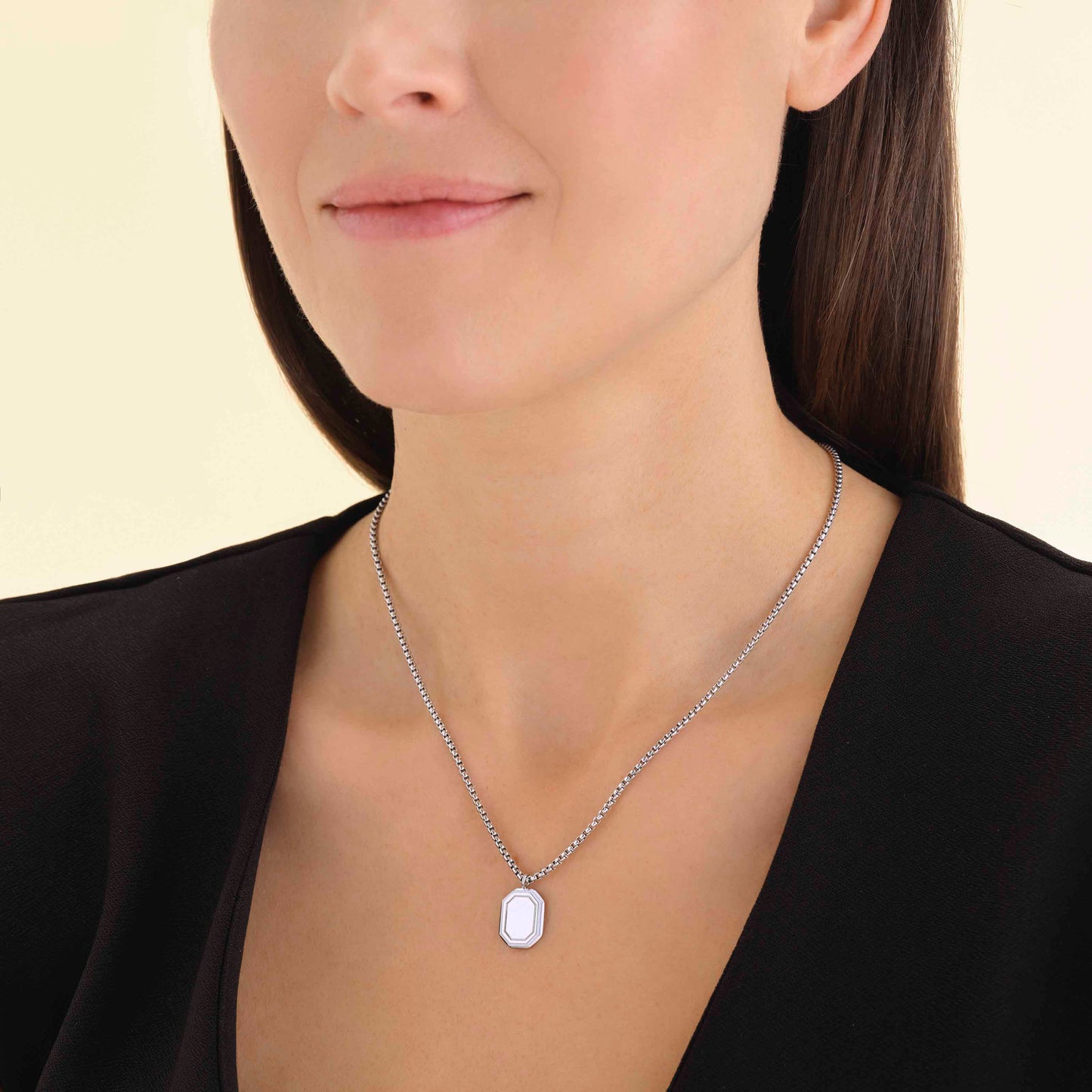 Octagon Enamel Collier