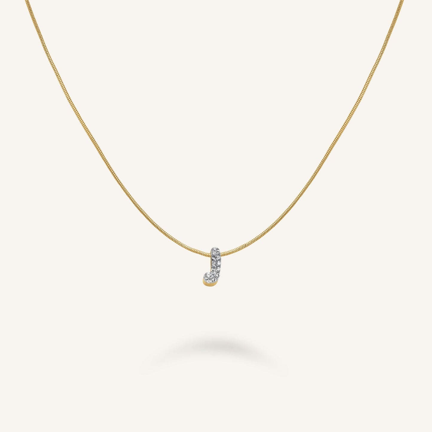 Collier lettre J avec cristaux