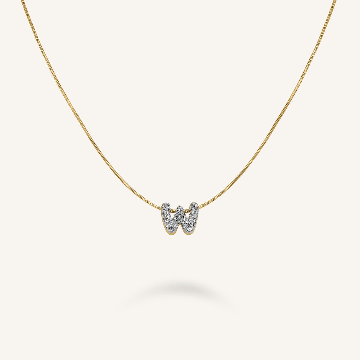 Collier lettre W avec cristaux